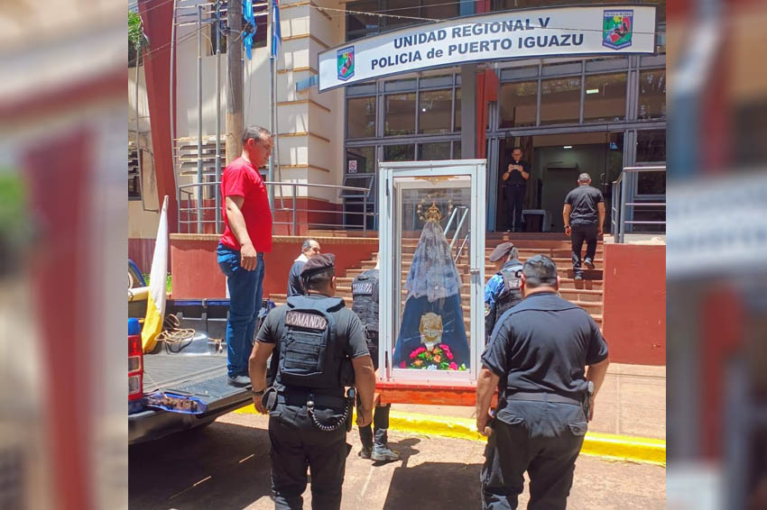 Iguazú: La Virgen de Itatí visitó la Unidad Regional V en el marco de la Misión Mariana Policial 2025