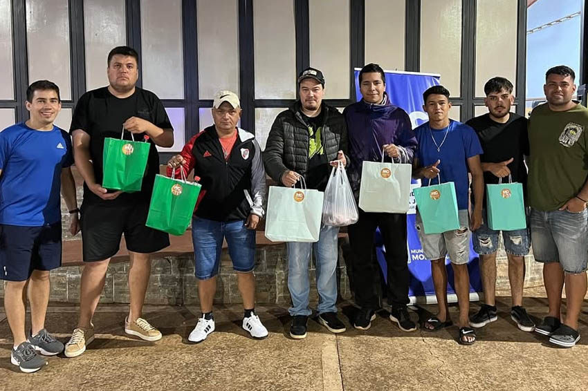 MONTECARLO: Truco, estrategia y convocatoria en la 3ra edición del torneo en la Plazoleta La Paloma